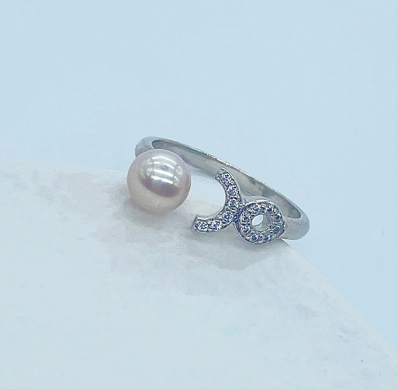Manimu Star Sign Pearl Ring