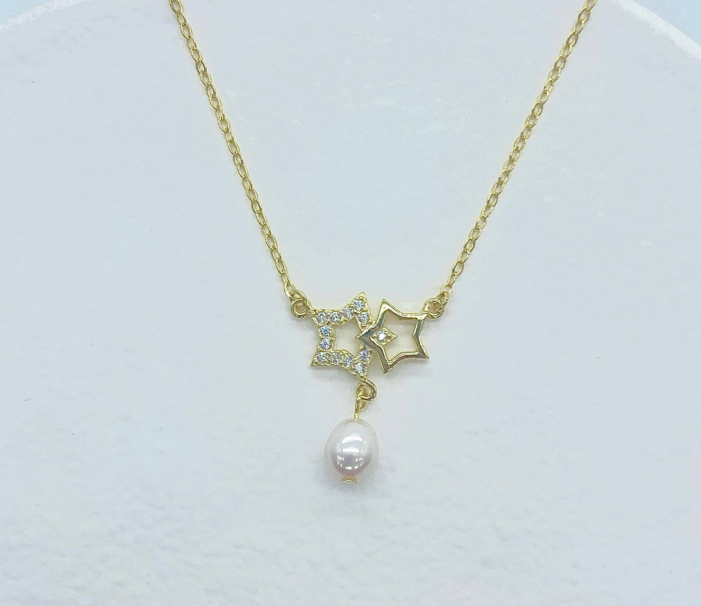 Linked Star Pearl Necklace