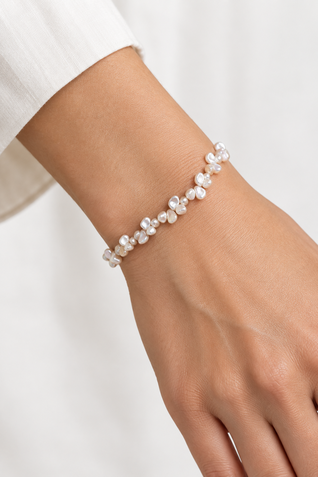 White Petal Pearl Bracelet