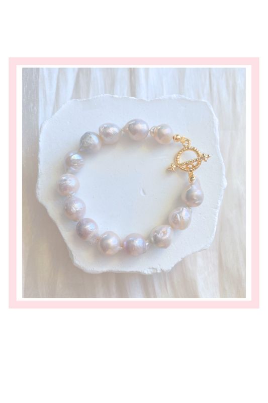 Special Baroque Pearl Bracelet