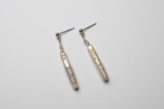 Stick Pearl Earrings