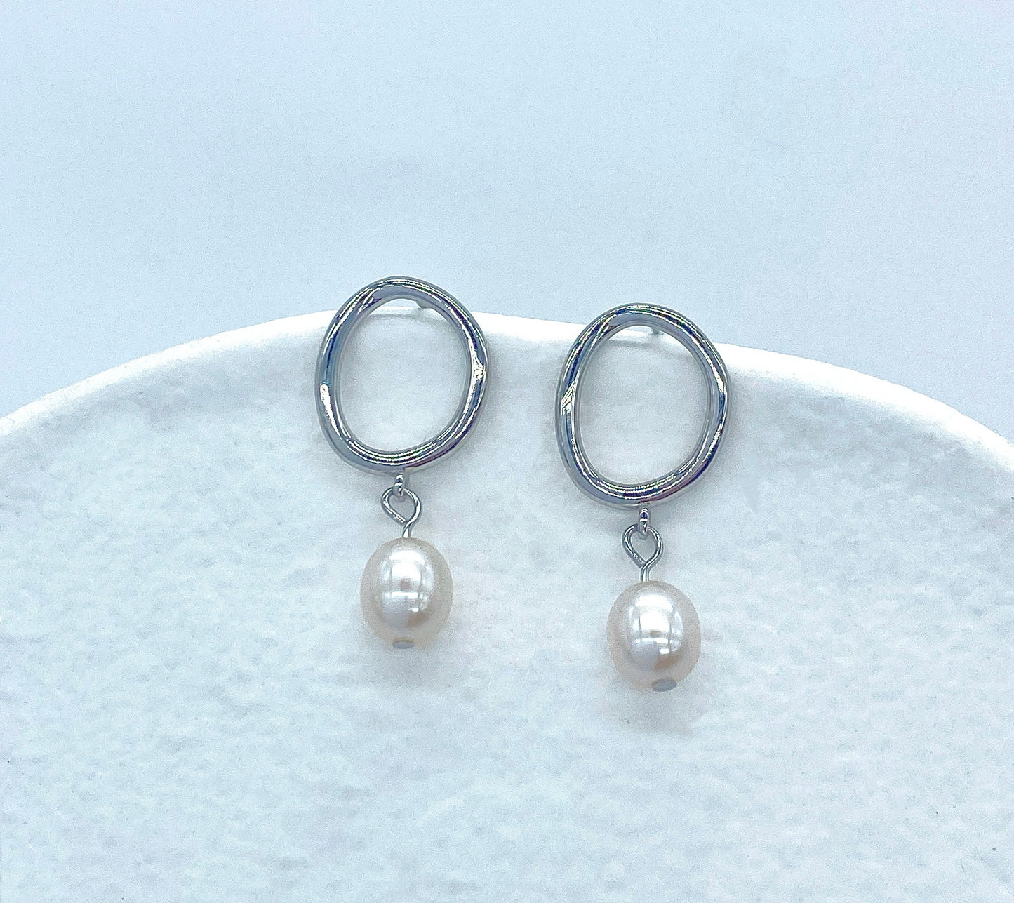 Little Drop Pearl Earrings