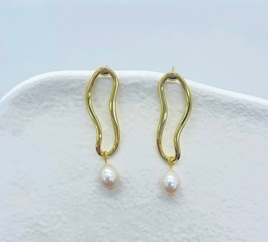 Irregular shape S925 Silver Pearl Earrings