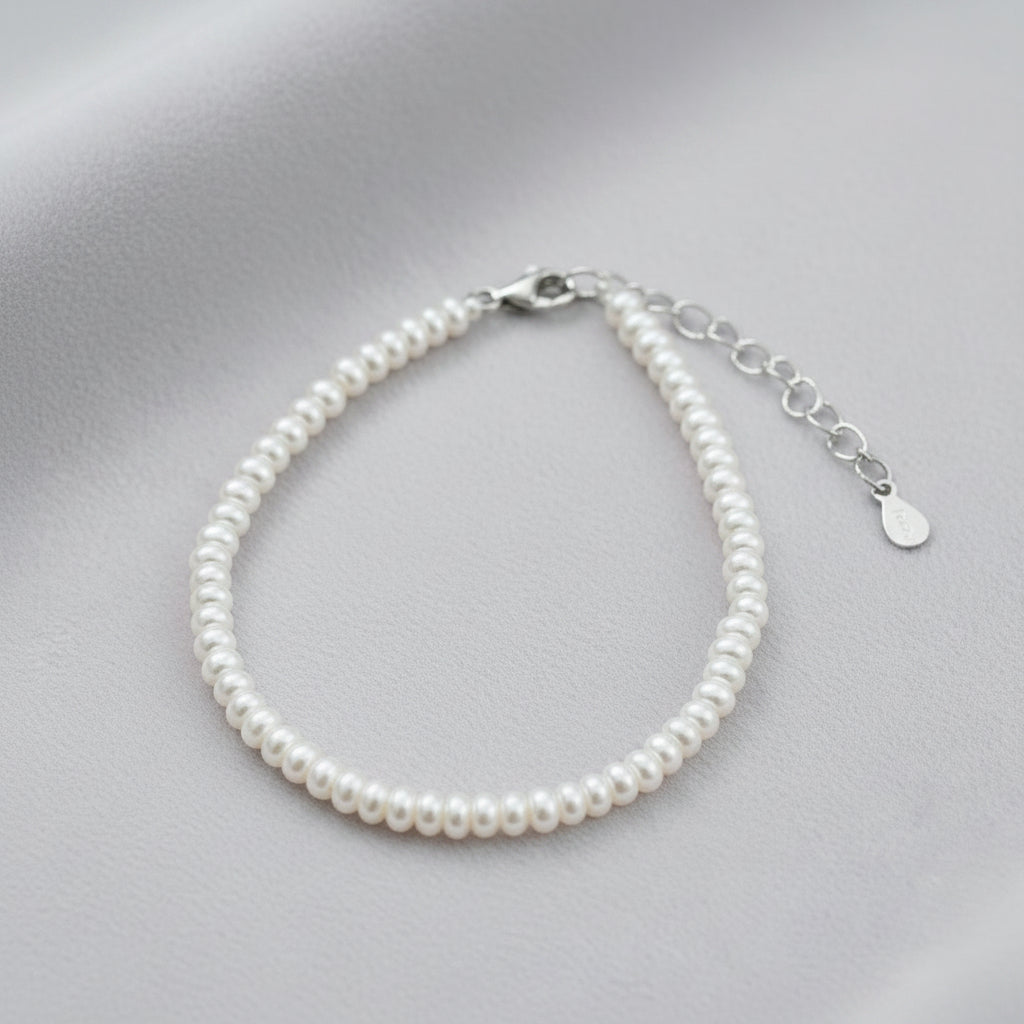 Small Simple Pearl Bracelet