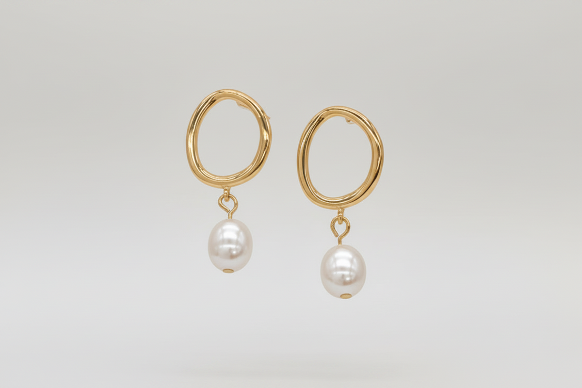 Little Drop Pearl Earrings