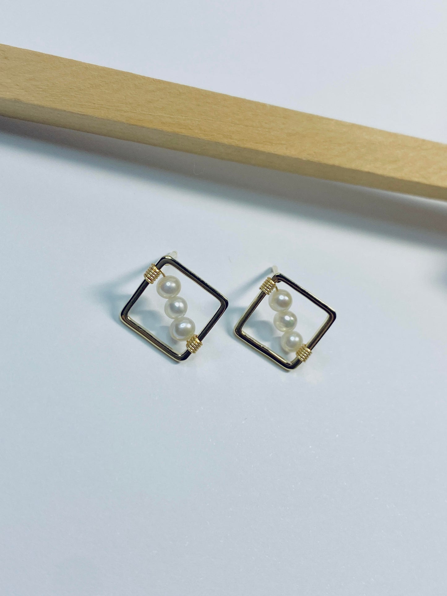 Diamond Shape Pearl Earrings