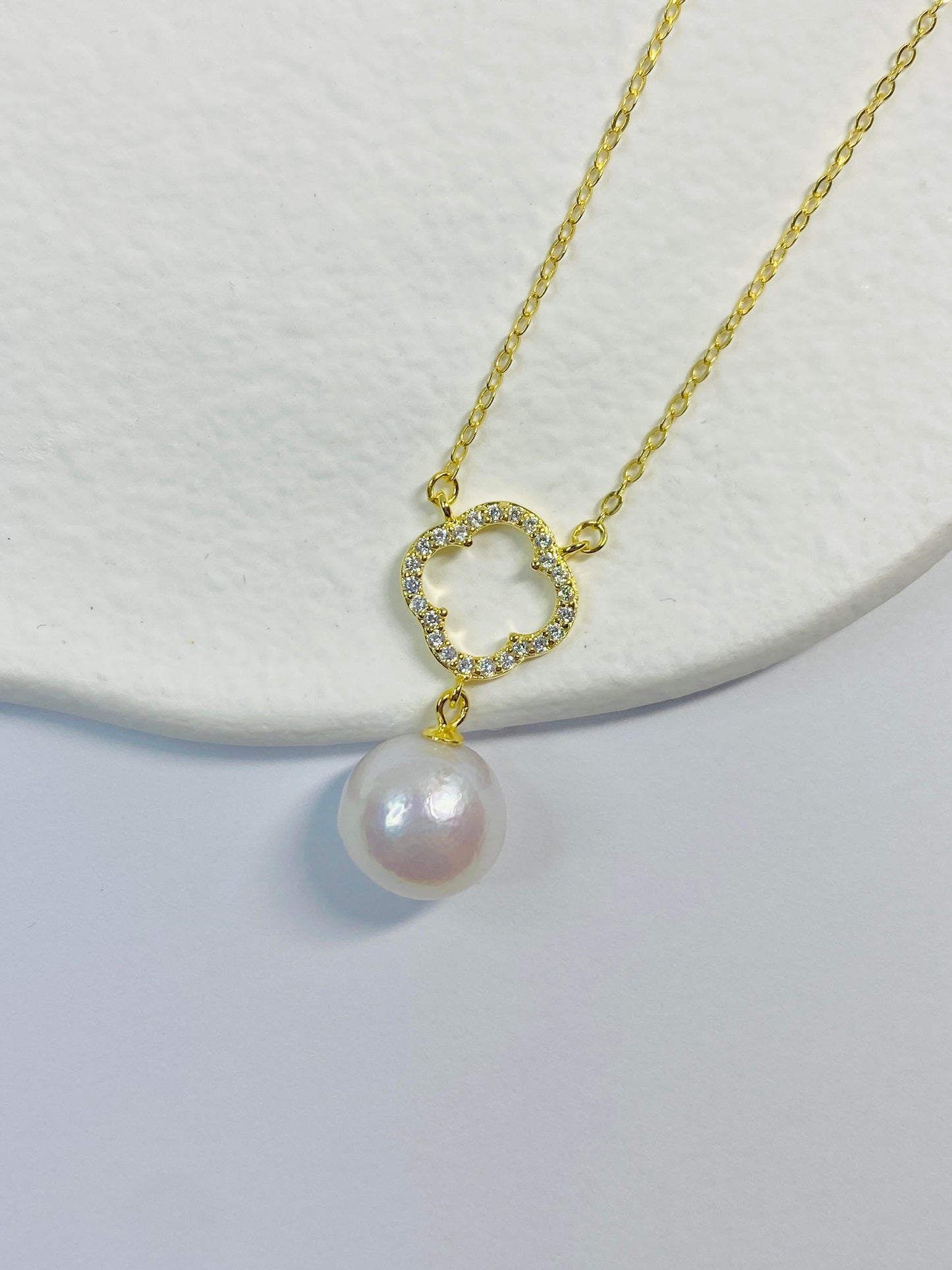 Big Round Pearl Necklace