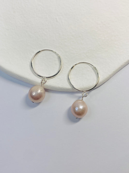 Baroque Round Shape Pearl Earrings - Pink