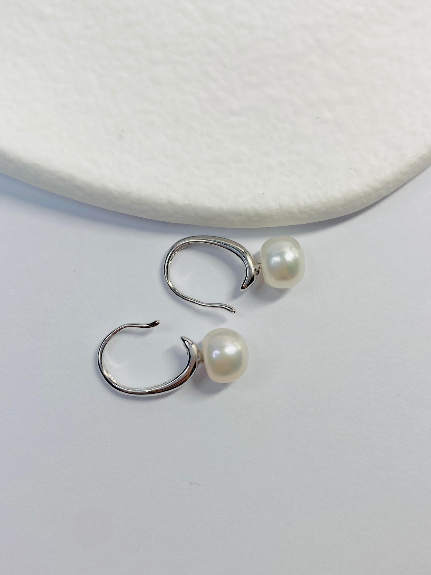 Classic S925 Silver Pearl Earrings